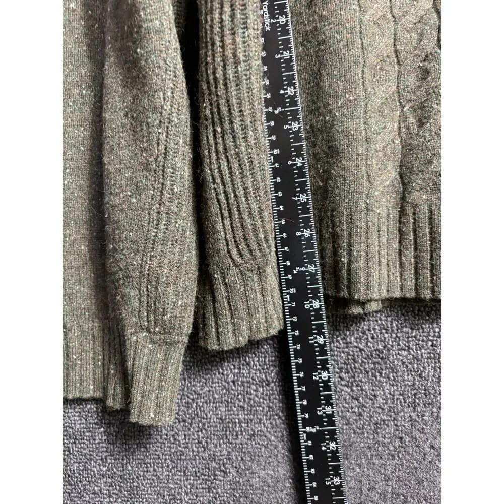 Eddie Bauer Lambswool Knit Sweater Mens Size L Olive Green V-Neck Long Sleeve